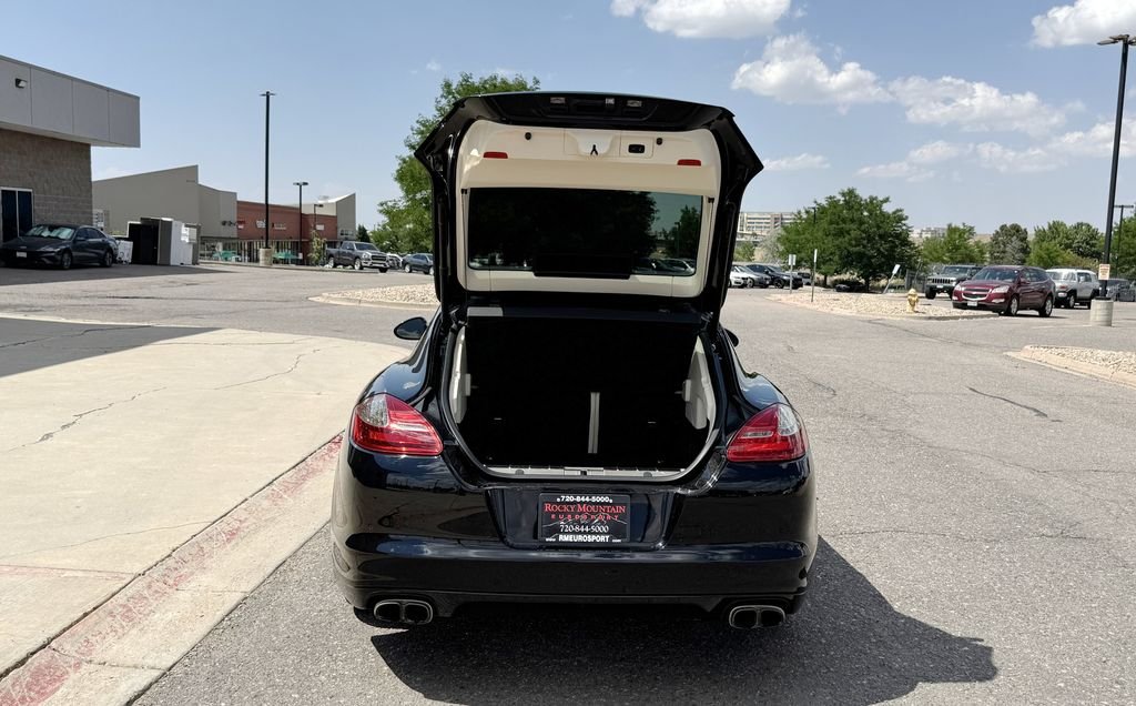 Used 2013 Black Porsche Turbo image 8