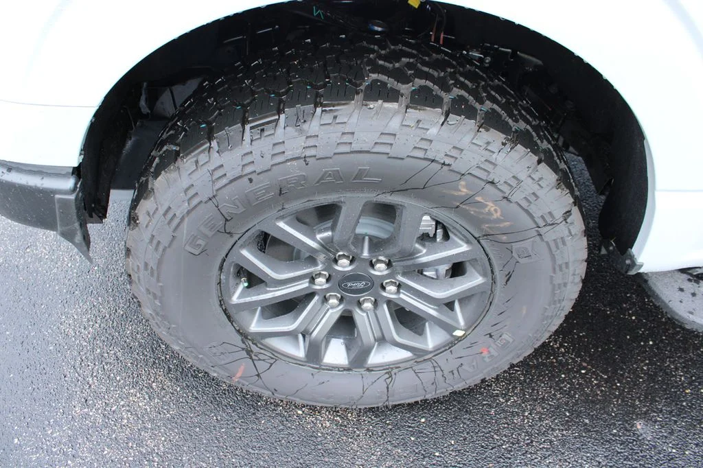 New 2026 Avalanche Ford Tremor® image 5