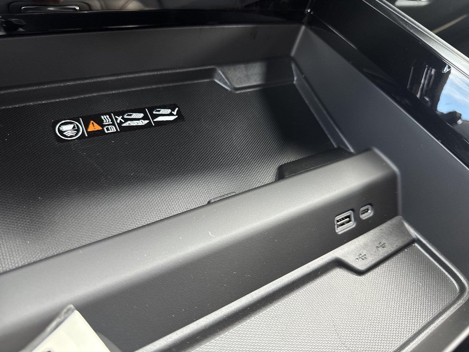 New 2027 Black Chevrolet Z71 image 27