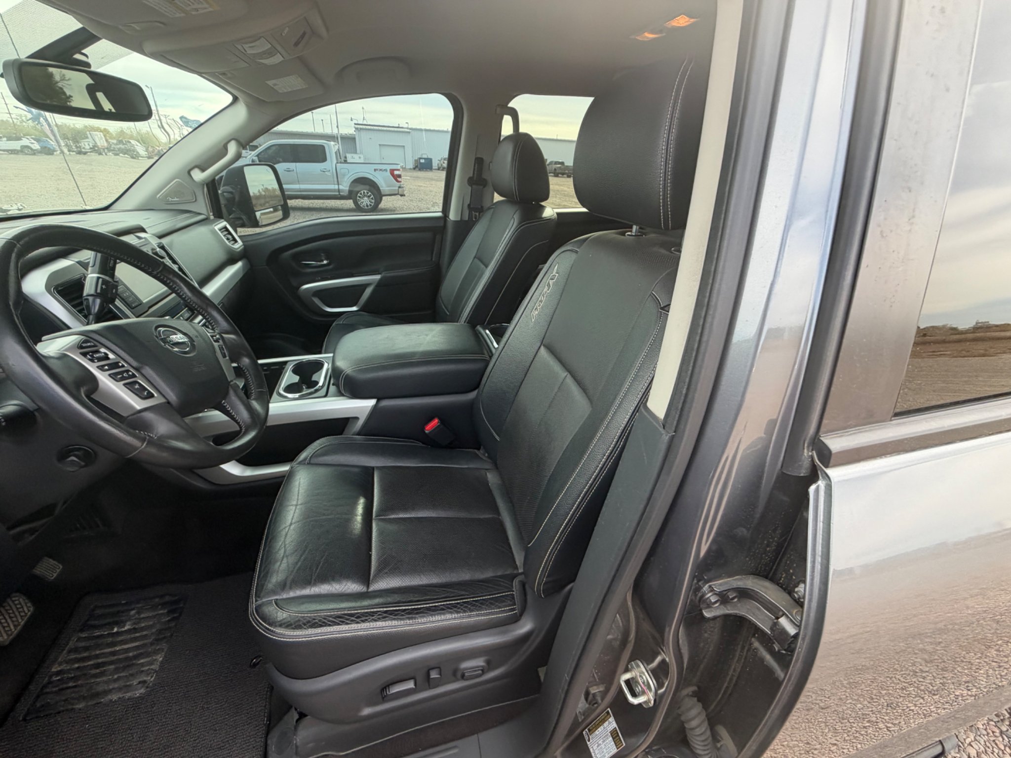 Used 2019 Gun Metallic Nissan PRO-4X image 21