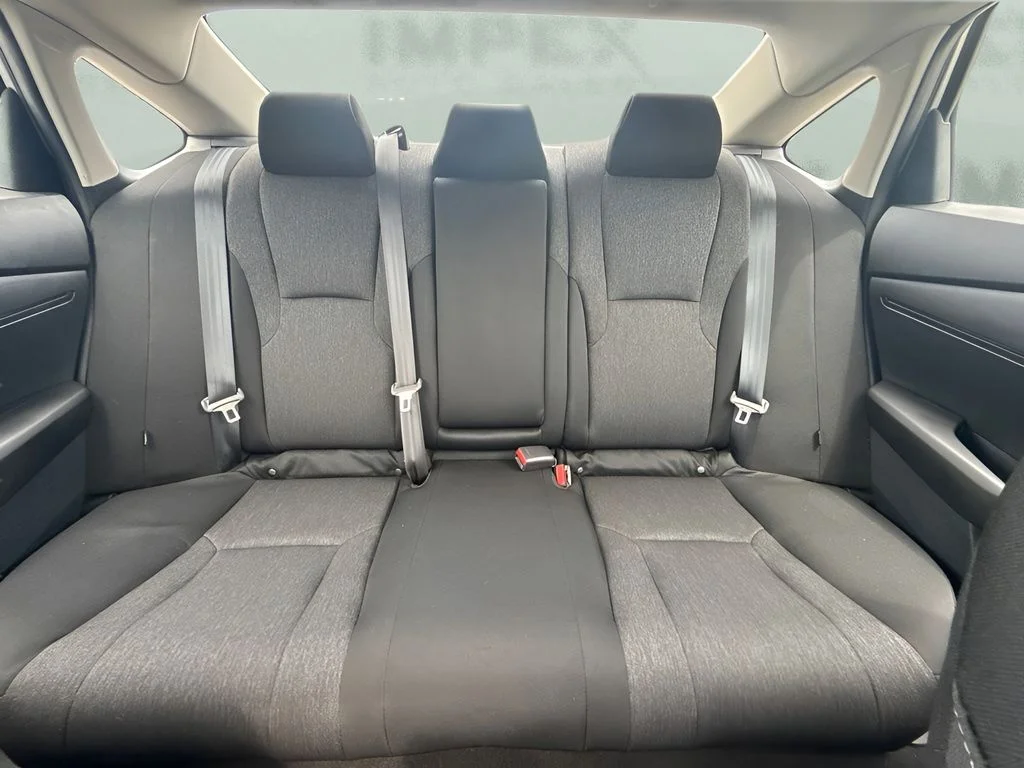 Used 2023 Silver Honda EX image 7