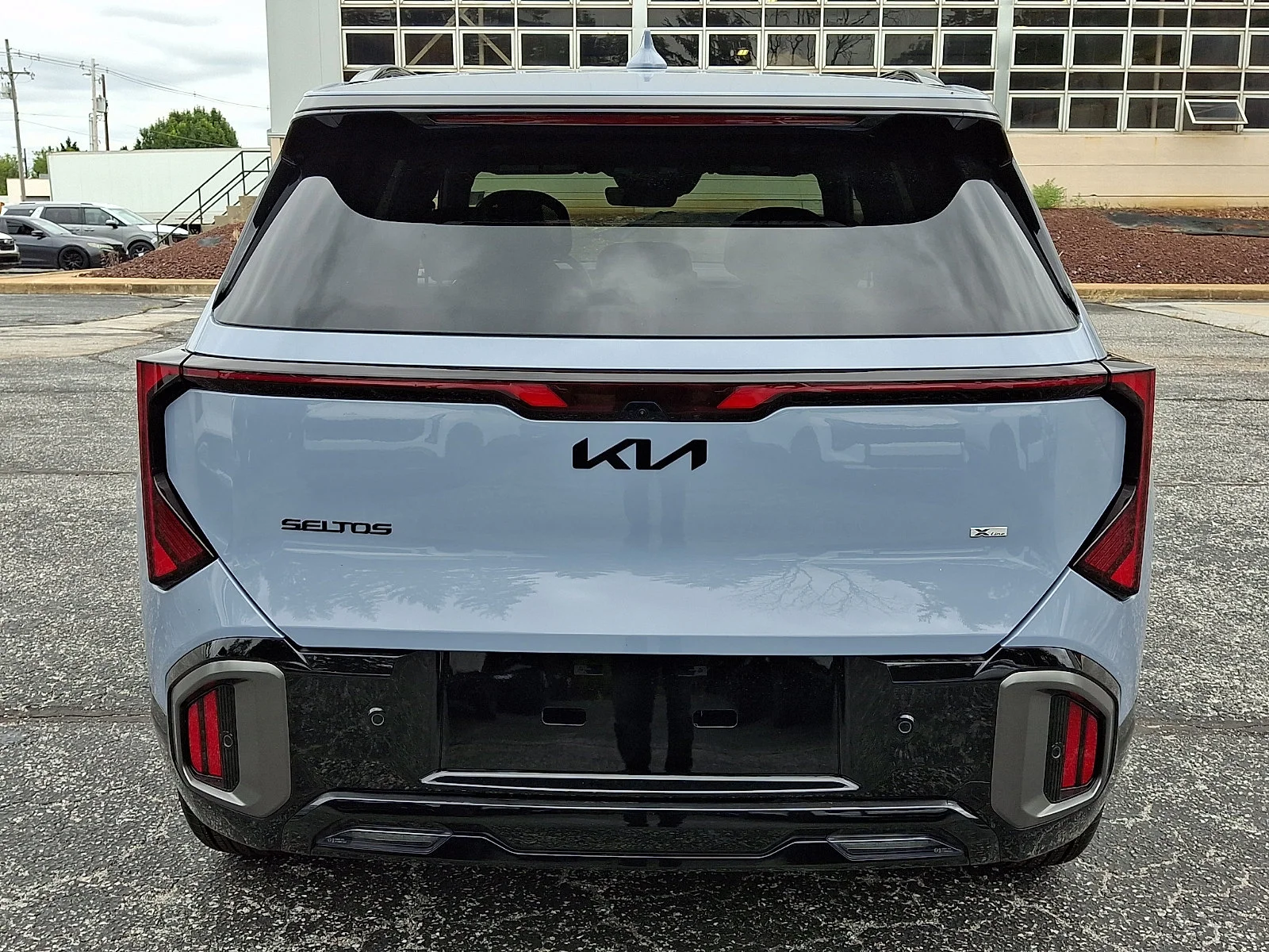 New 2027 Gray Kia X-Line S image 6