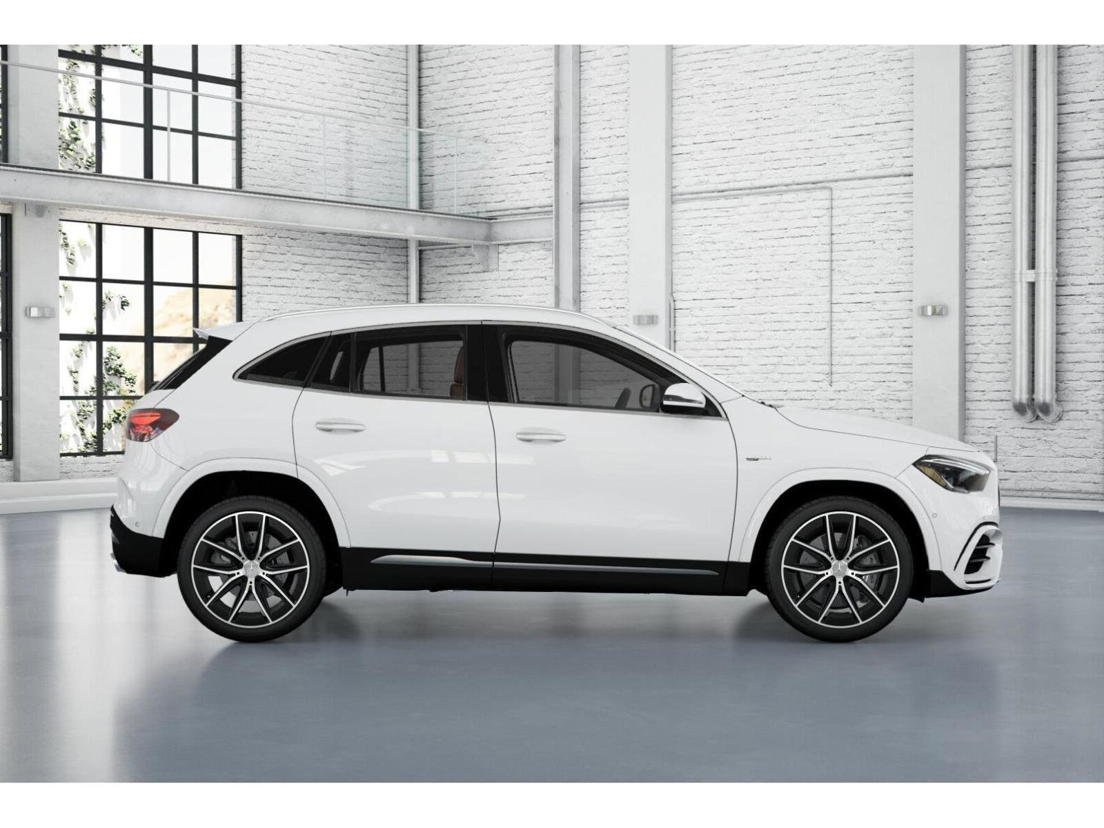 2026 Mercedes-Benz GLA AMG GLA 35 - Photo 16