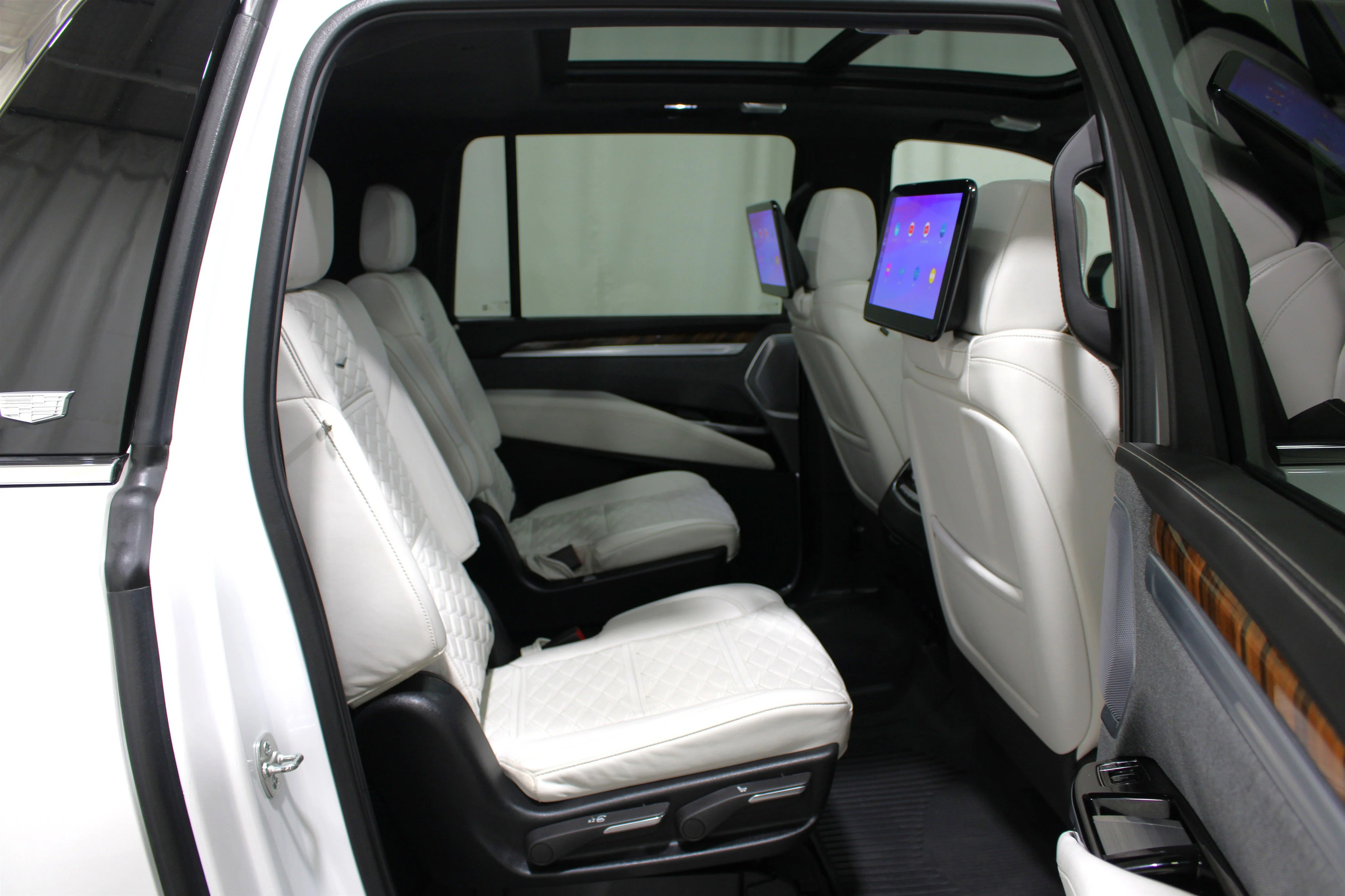 2025 Cadillac Escalade ESV Premium Luxury Platinum - Photo 28