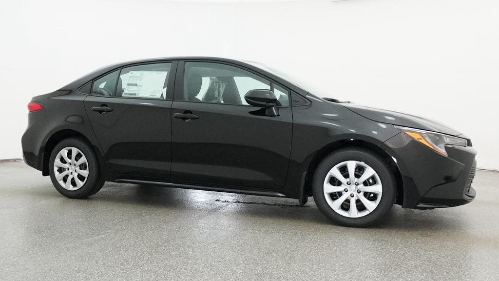 New 2026 Midnight Black Metallic Toyota LE image 3