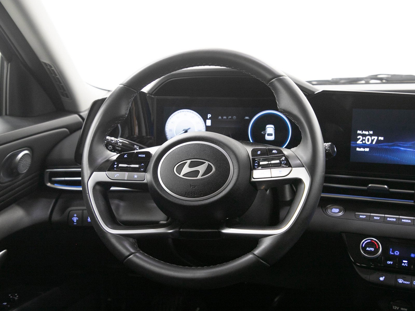 Used 2025 Intense Blue Hyundai SEL Convenience IVT image 16