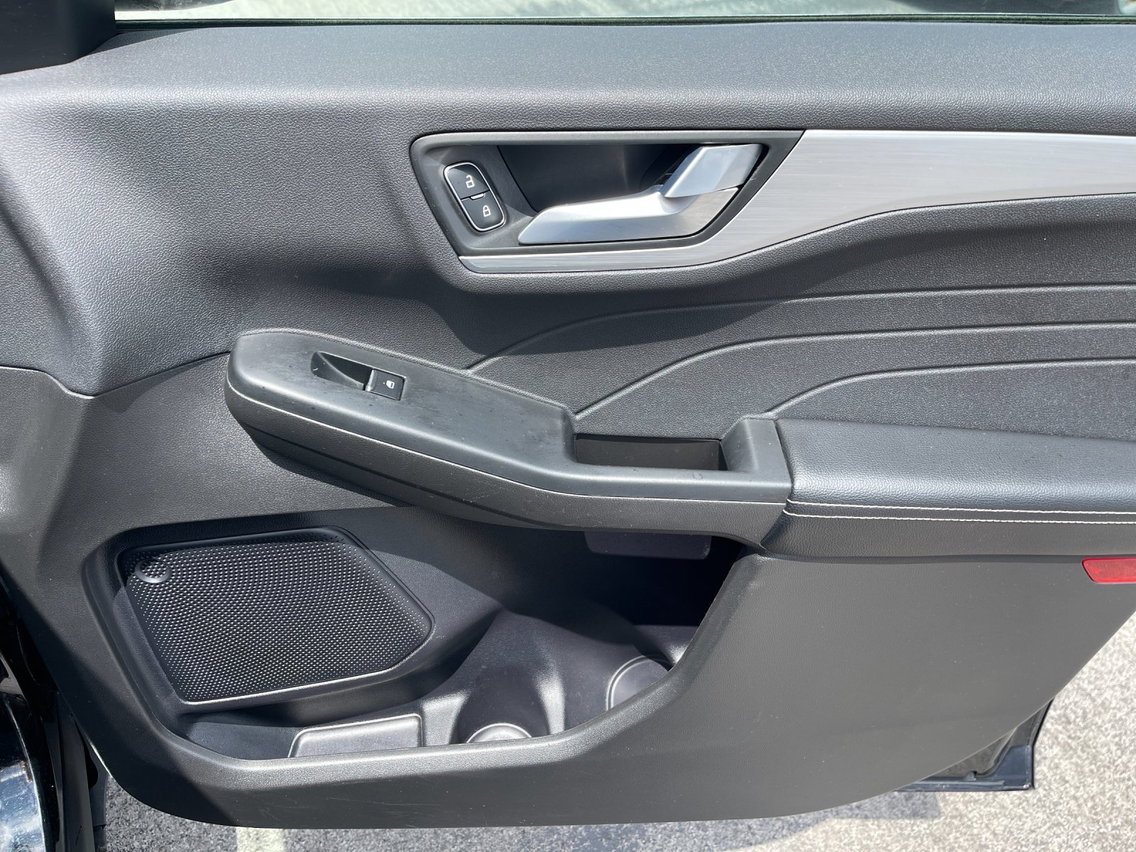 Used 2024 Agate Black Metallic Ford Platinum image 19