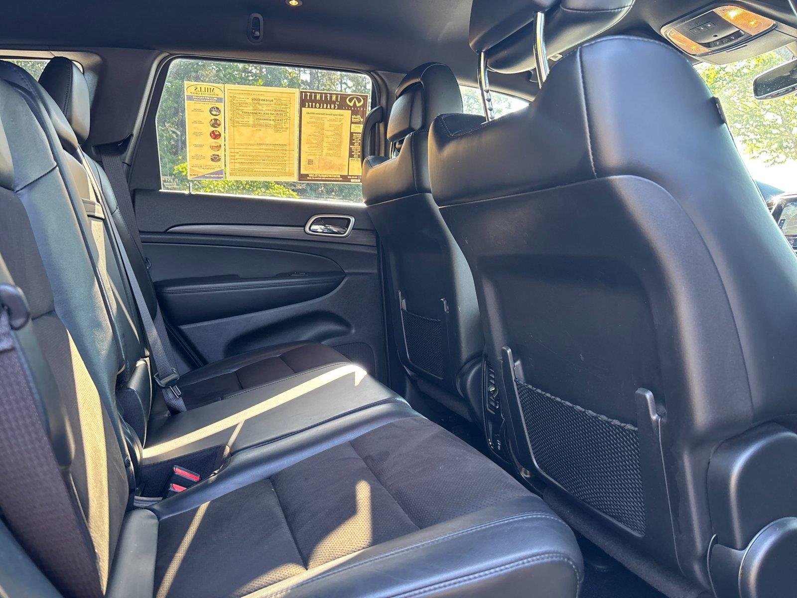 Used 2020 Granite Crystal Metallic Clearcoat Jeep Altitude image 38