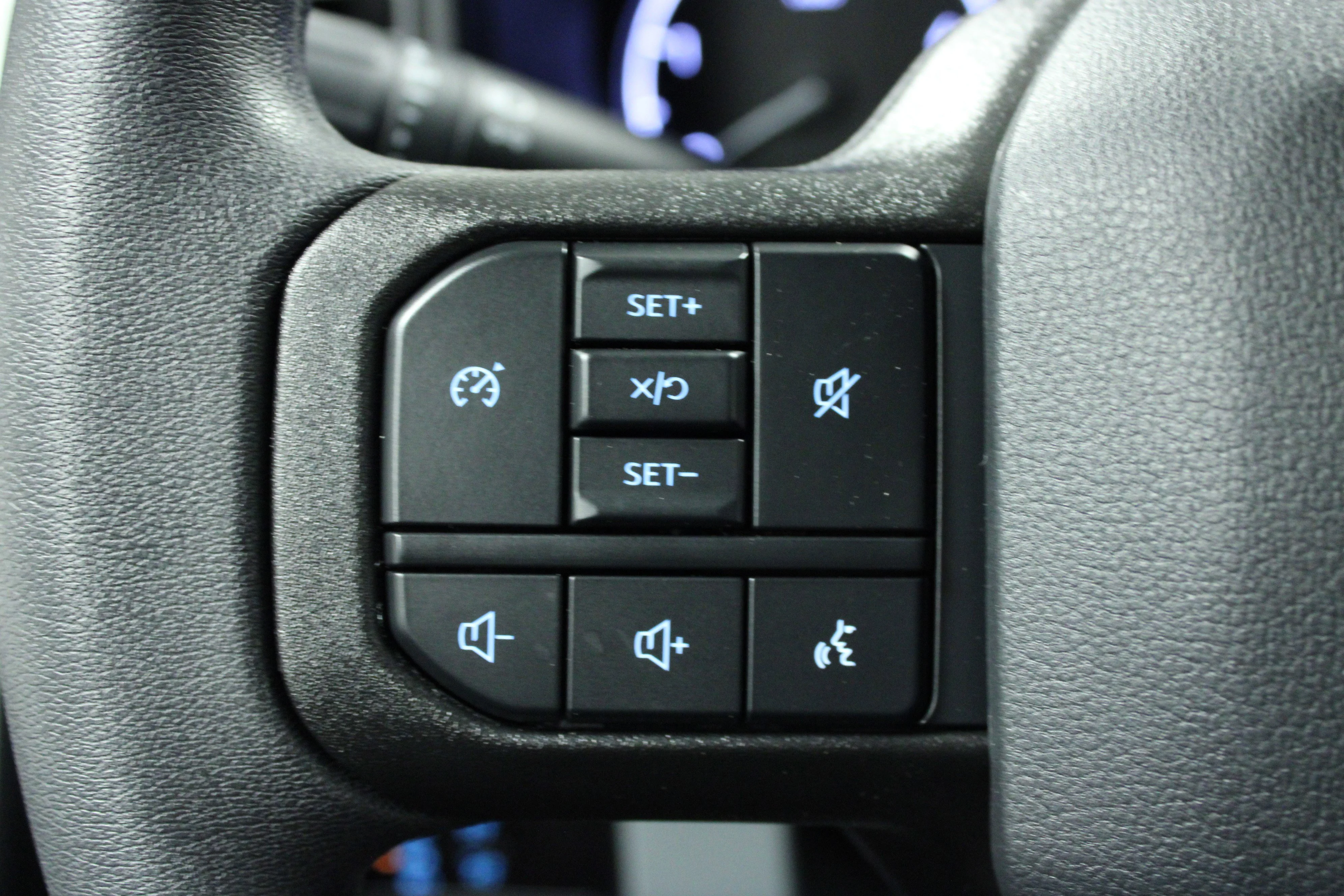 New 2026 Oxford White Ford F-250® XL image 19