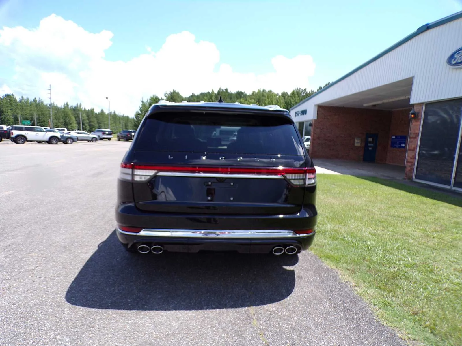 Used 2023 Black Lincoln Black Label image 6