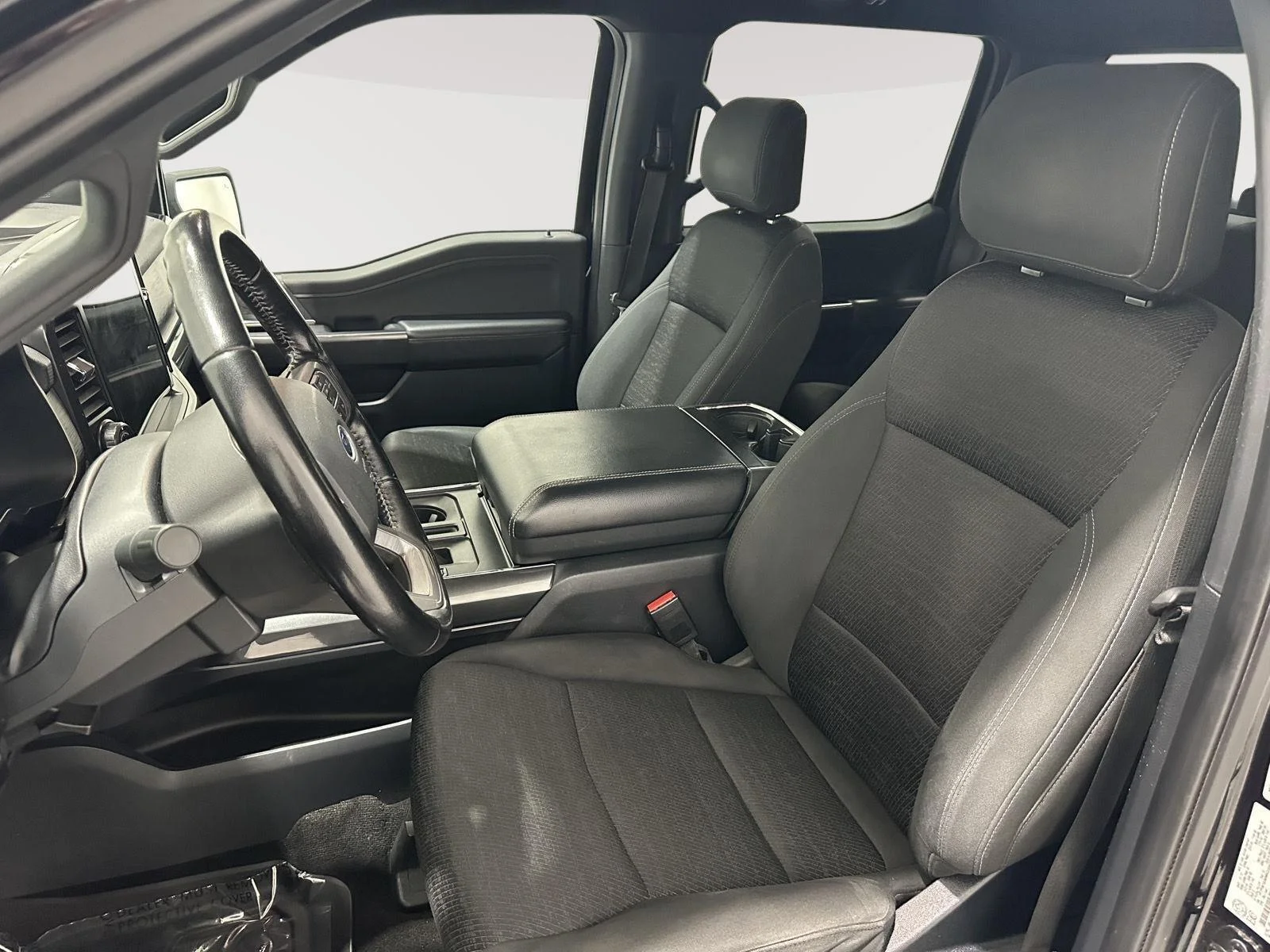 Used 2021 Agate Black Metallic Ford XL image 18