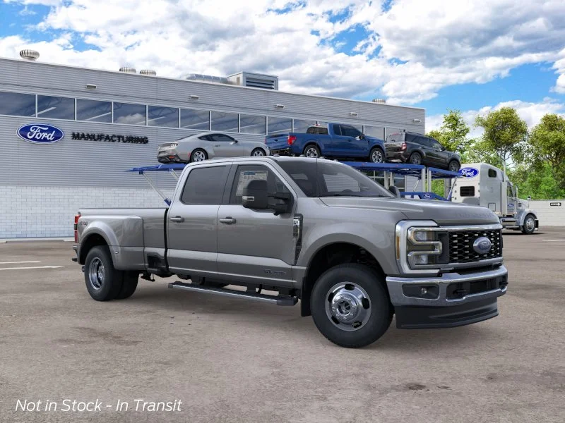 New 2026 Carbonized Gray Metallic Ford Lariat image 7