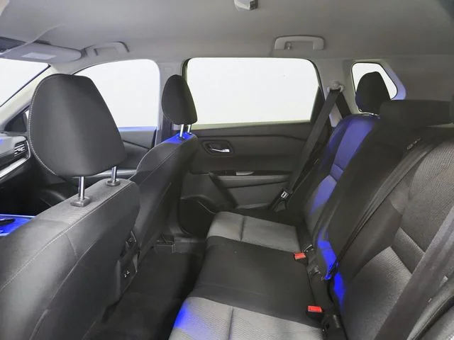Used 2025 Gray Nissan SV image 18