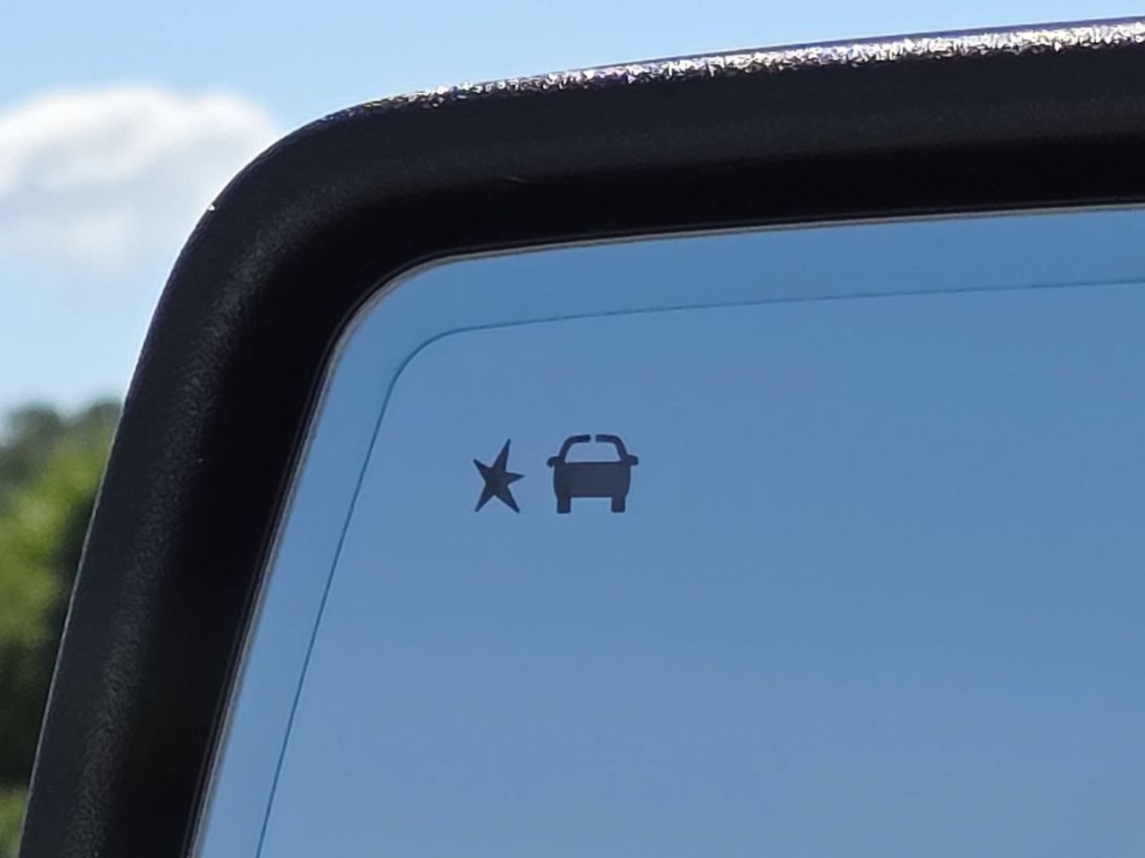New 2026 Summit White GMC SLT image 13
