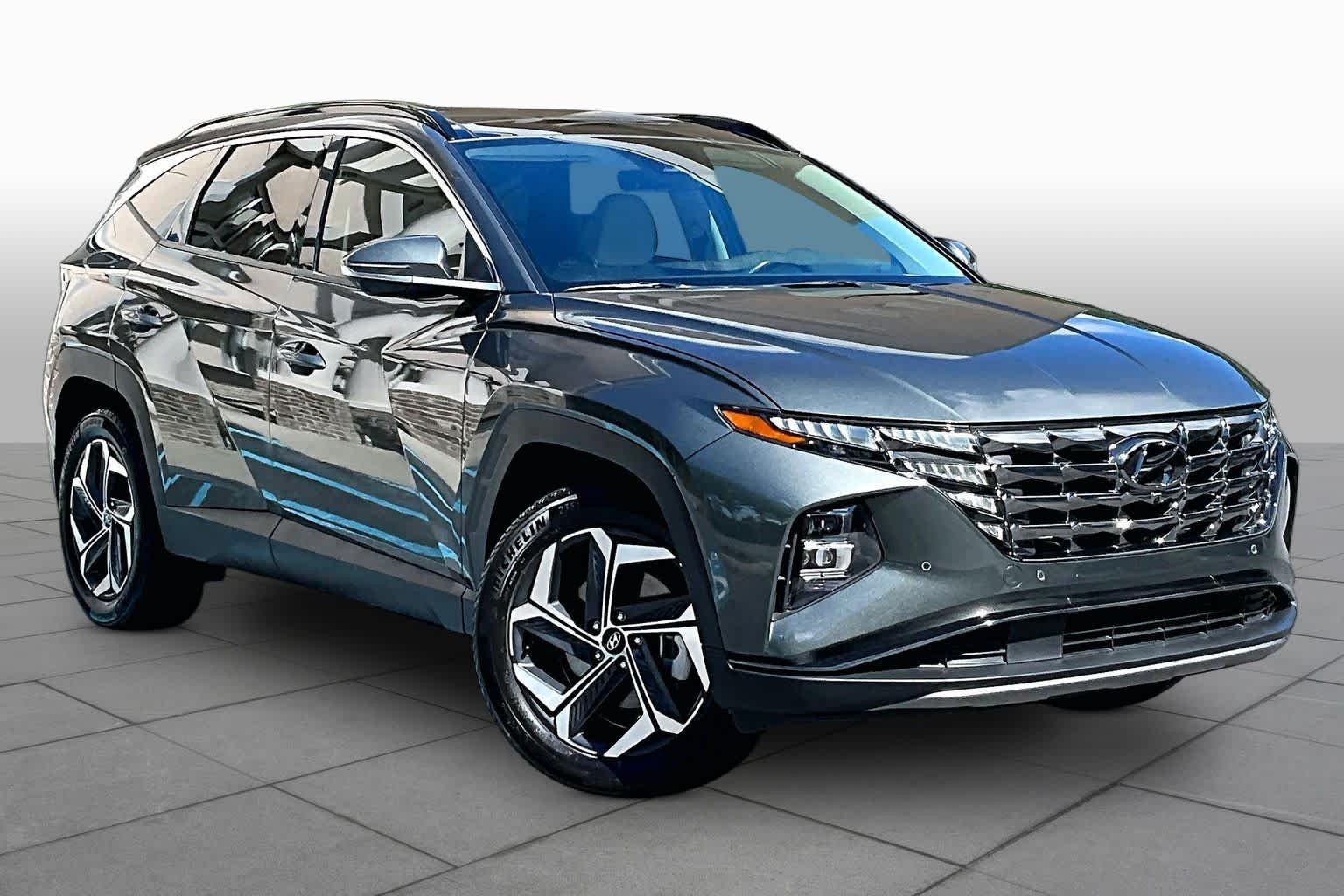 Used 2024 Amazon Gray Hyundai Limited image 3