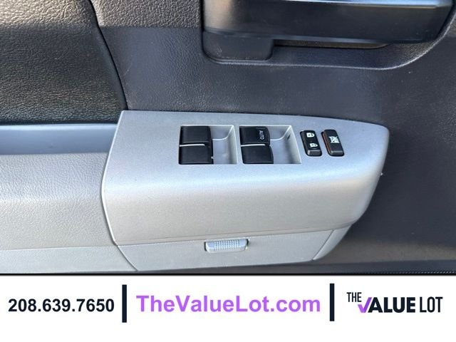 Used 2008  Toyota SR5 image 18