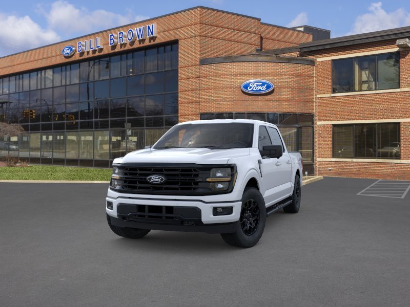 New 2026 Oxford White Ford XLT image 2