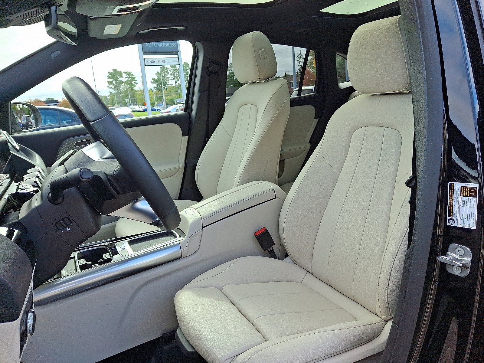 Certified Used 2025 Night Black - 696 Mercedes-Benz 4MATIC® image 13