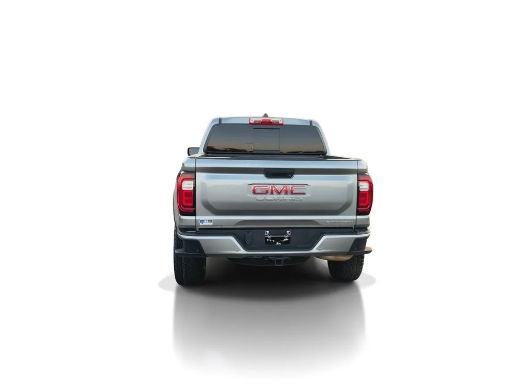 Used 2025 Silver GMC Denali image 7