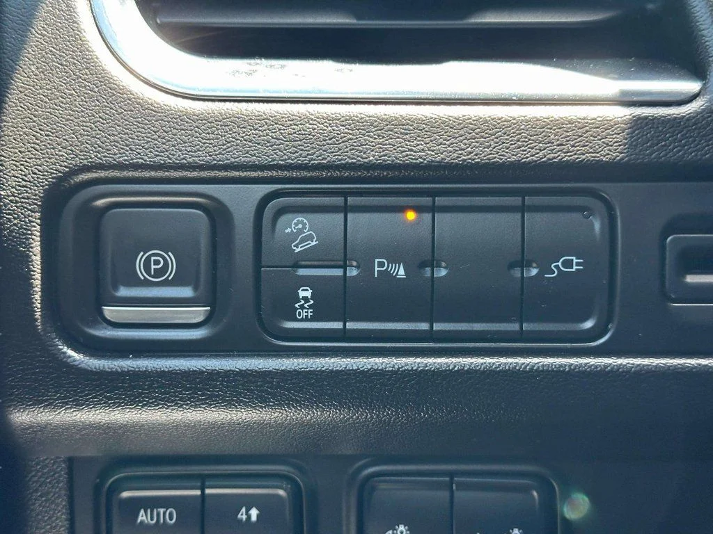 2021 Chevrolet Tahoe Z71 - Photo 23