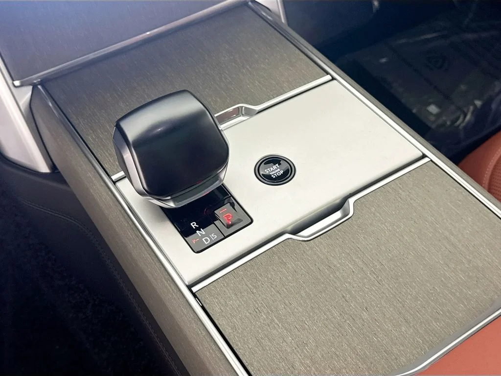 New 2026 Borasco Grey Land Rover SV image 16