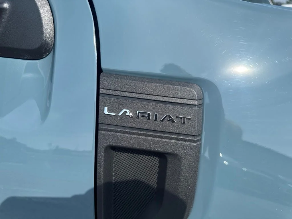 Used 2022 Area 51 Ford Lariat image 38