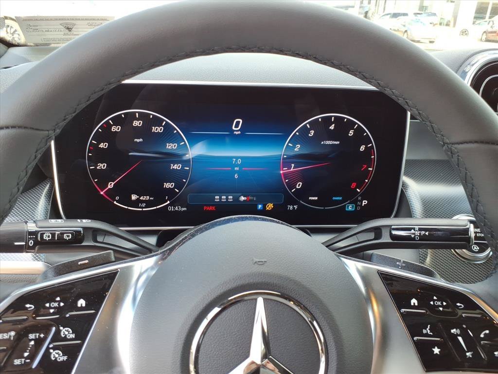 New 2026 Black Mercedes-Benz GLC 300 image 18