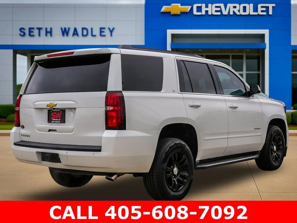 Used 2018 IRIDESCENT PEARL TRICOAT Chevrolet LT image 7