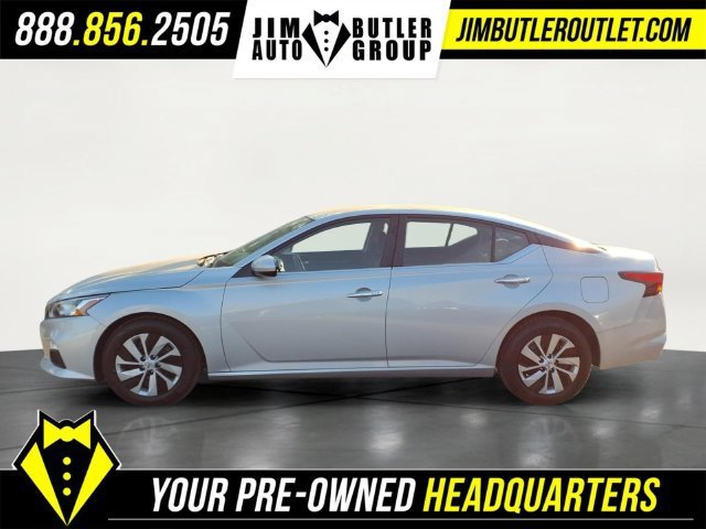 Used 2021 Silver Nissan S FWD image 19