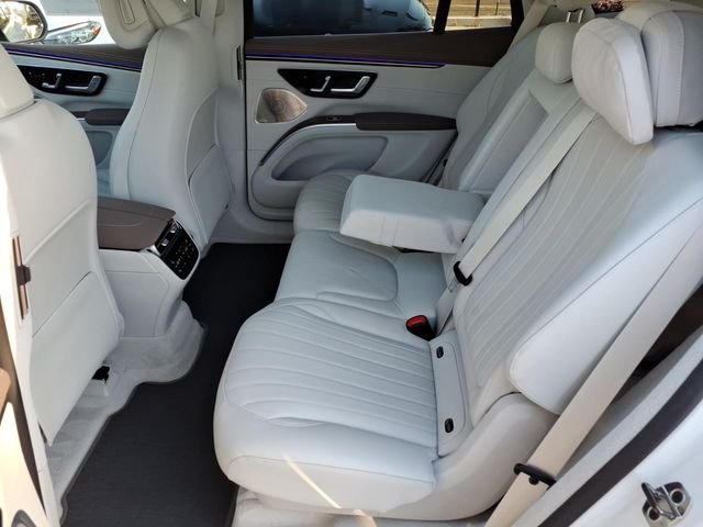 Certified Used 2023 White Mercedes-Benz 580 image 18