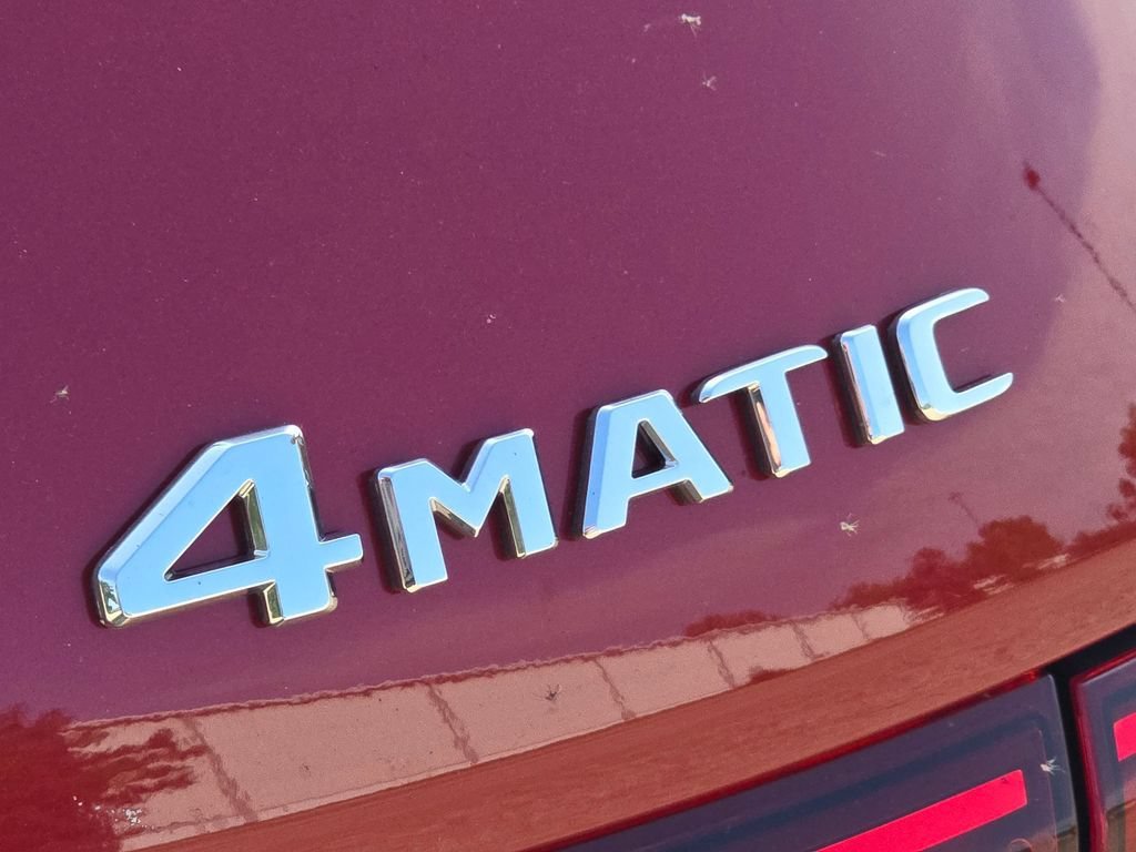 New 2026 MANUFAKTUR Patagonia Red Metallic Mercedes-Benz GLB 250 image 41