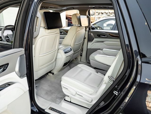 Used 2023 Galactic Gray Metallic Cadillac Sport Platinum image 27