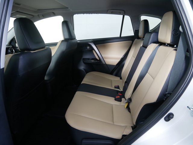 Certified Used 2018 Blizzard Pearl Toyota Limited image 13