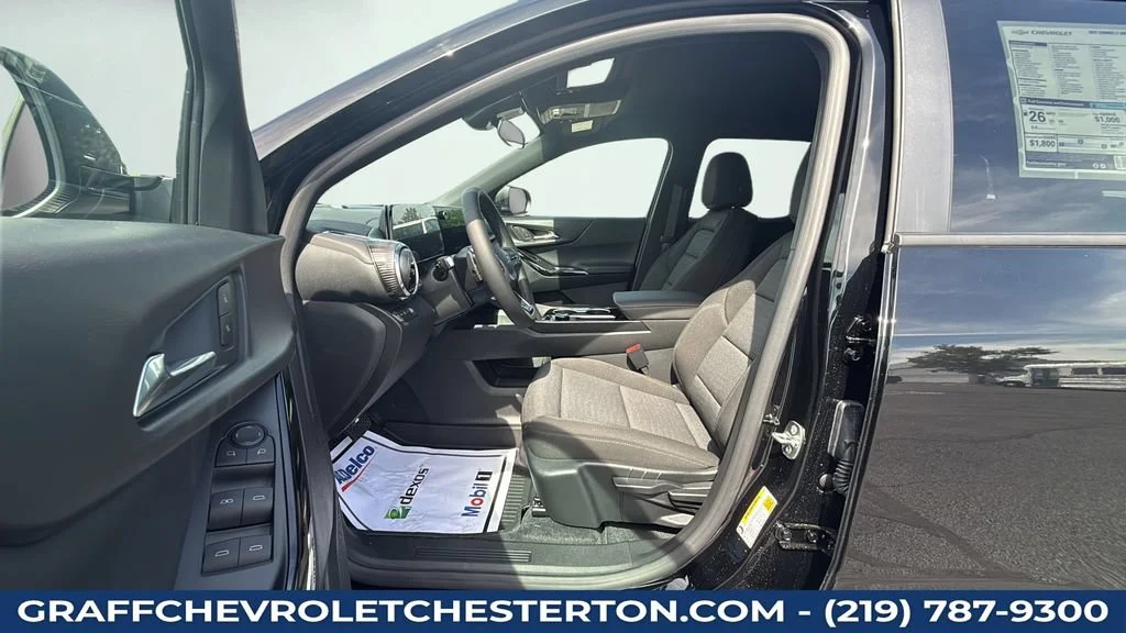 2027 Chevrolet Equinox LT - Photo 20