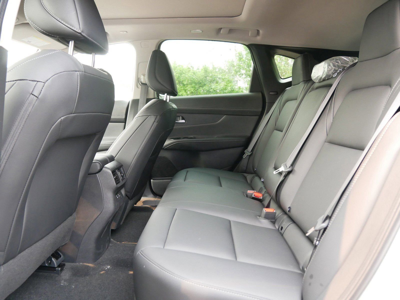 2025 Nissan Murano SL - Photo 6