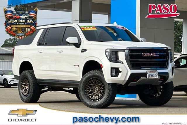 2024 GMC Yukon 4WD AT4's photo