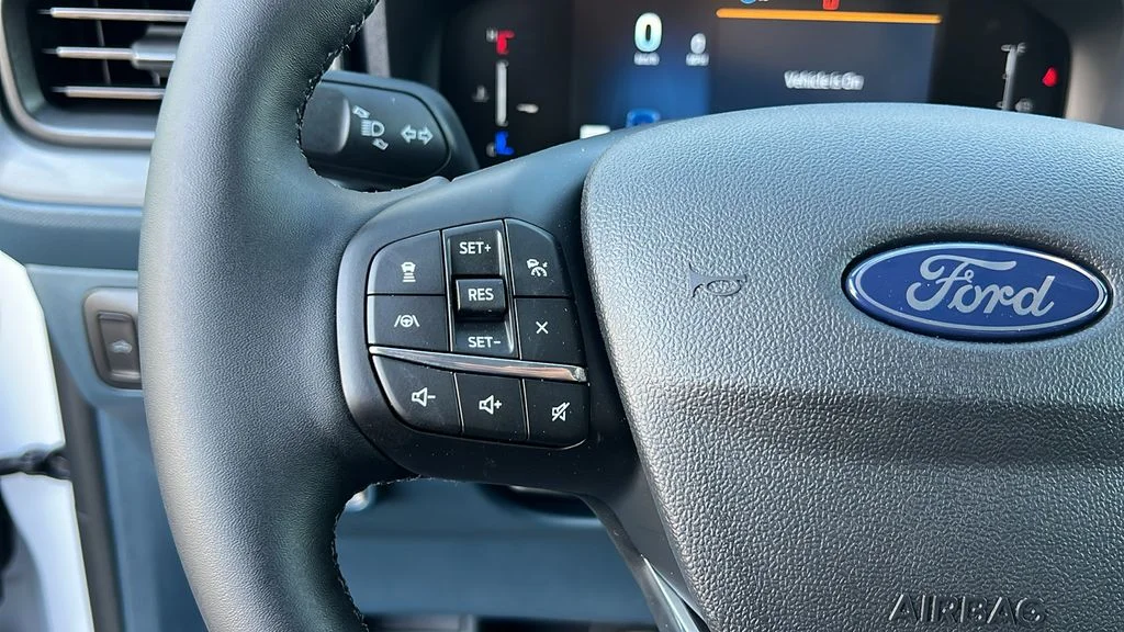New 2026 Oxford White Ford Lariat® image 23