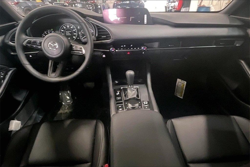 2026 MAZDA MAZDA3 - Image 4