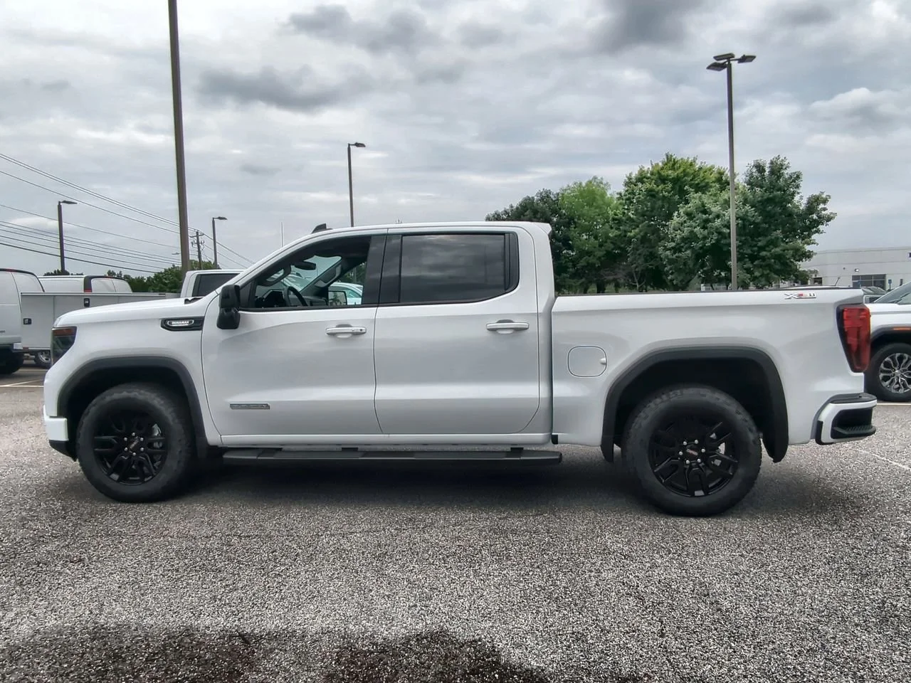 New 2026 Summit White GMC Elevation image 5