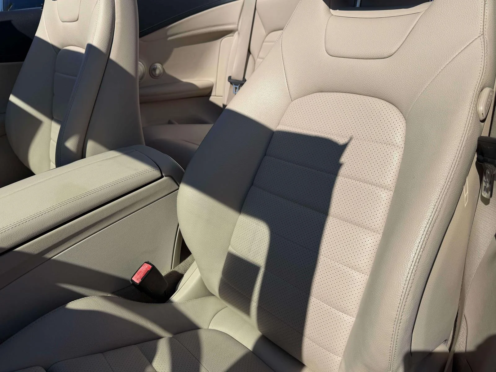 Used 2017  Mercedes-Benz C300 4MATIC® image 29