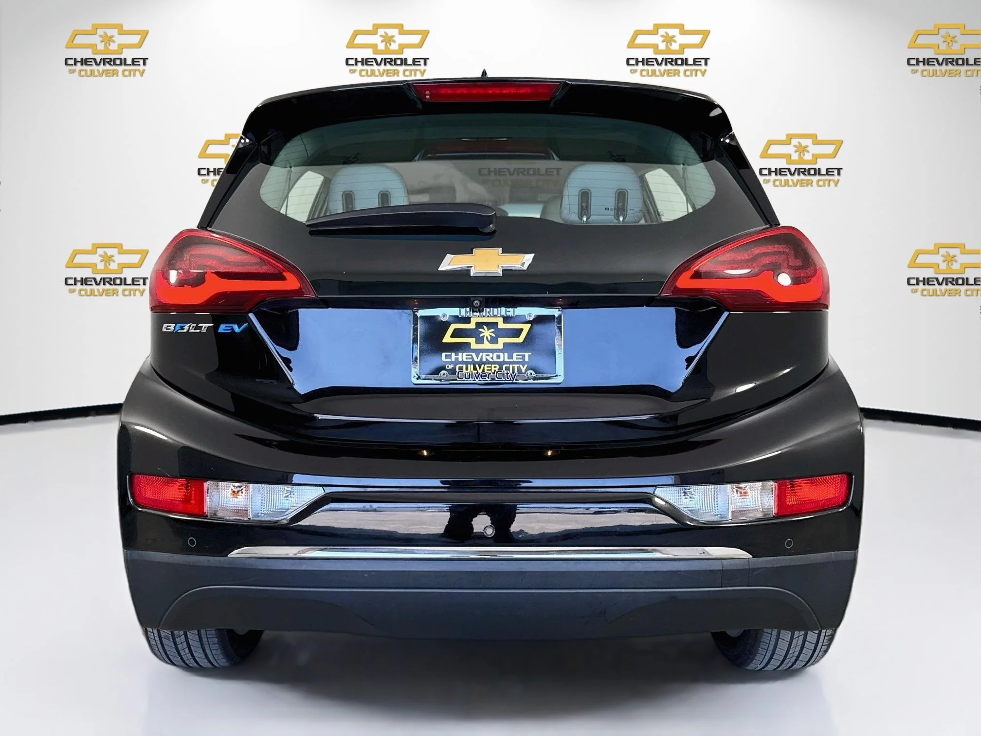 Used 2020 MOSAIC BLACK METALLIC Chevrolet LT image 7