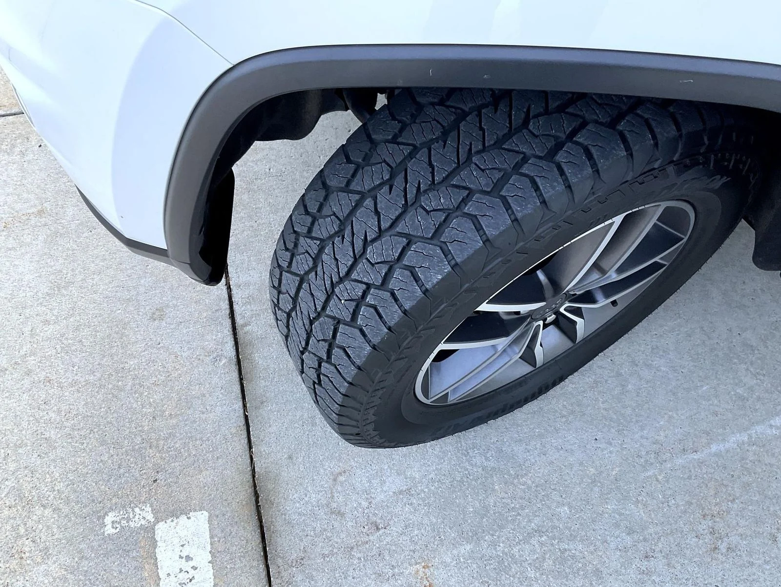 Used 2020 White Jeep Limited image 23