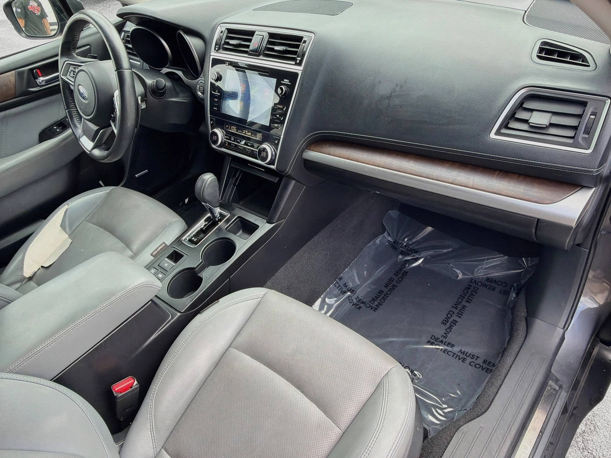 Used 2018 Magnetite Gray Metallic Subaru Limited image 11
