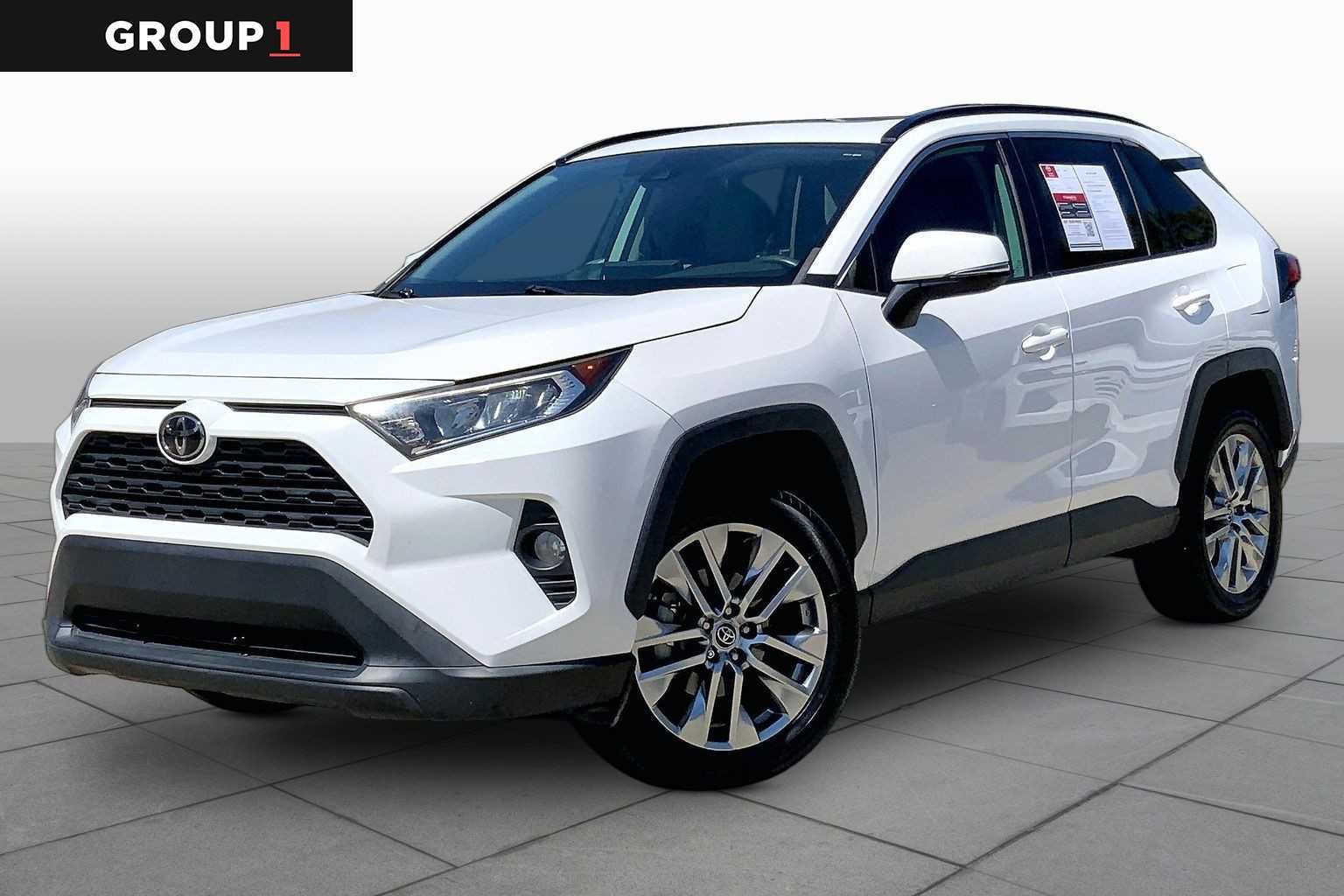 2019 Toyota RAV4 XLE Premium