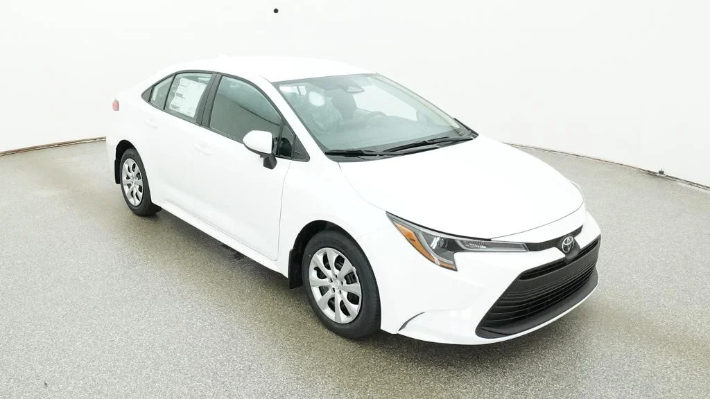 New 2026 Ice Cap Toyota LE image 10