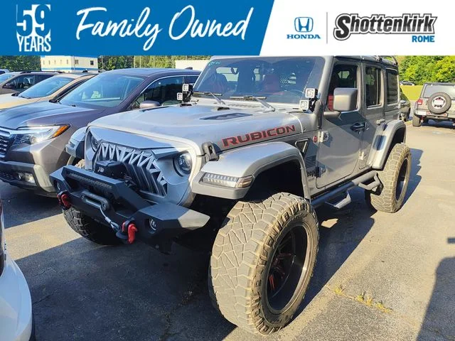 Used 2020 Silver Jeep Unlimited Rubicon image 1