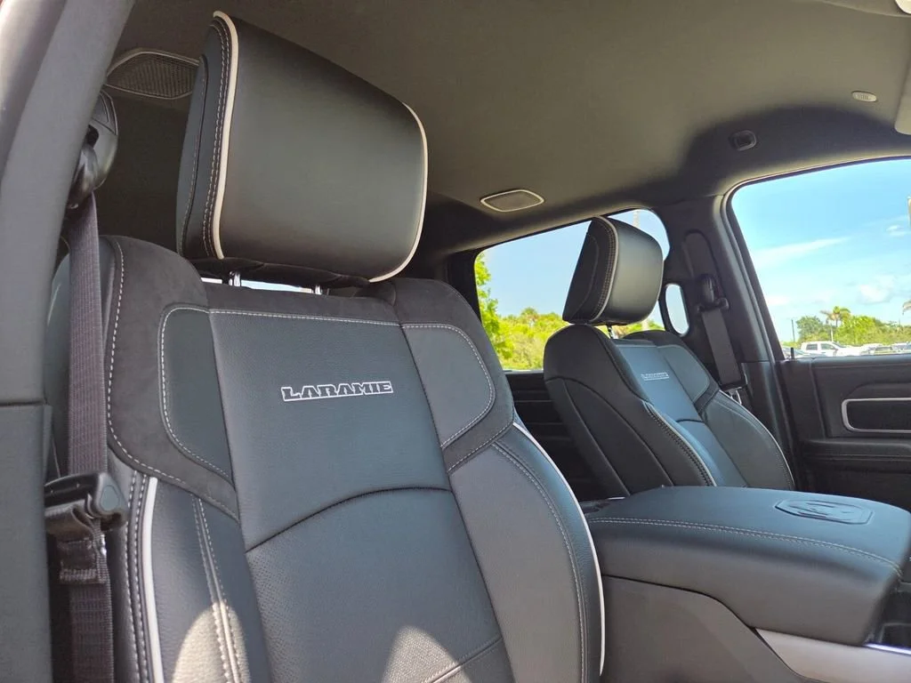 New 2026 Ceramic Gray Clear-Coat Exterior Paint RAM Laramie image 15