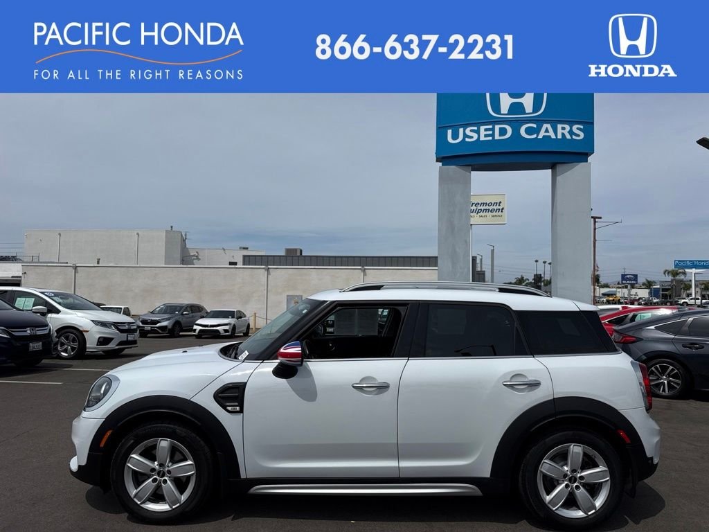 Used 2019 Light White MINI Classic image 1
