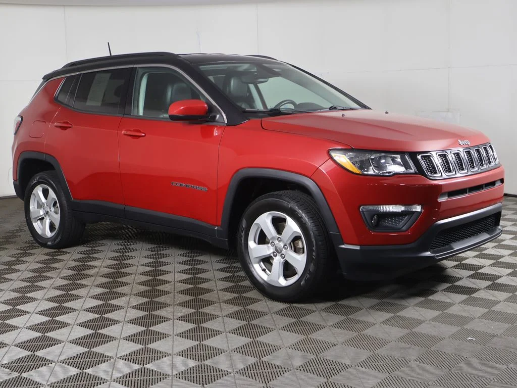 Used 2018 Jeep Compass Latitude with VIN 3C4NJDBB4JT434824 for sale in Bedford, OH