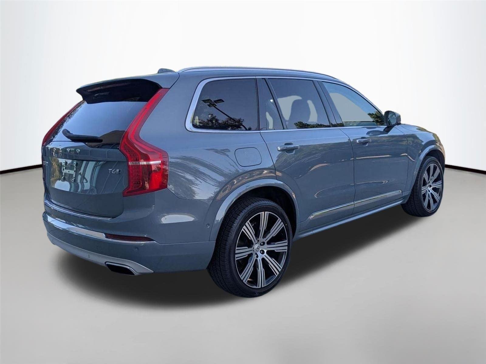 Used 2020 Thunder Grey Metallic Volvo Inscription image 15
